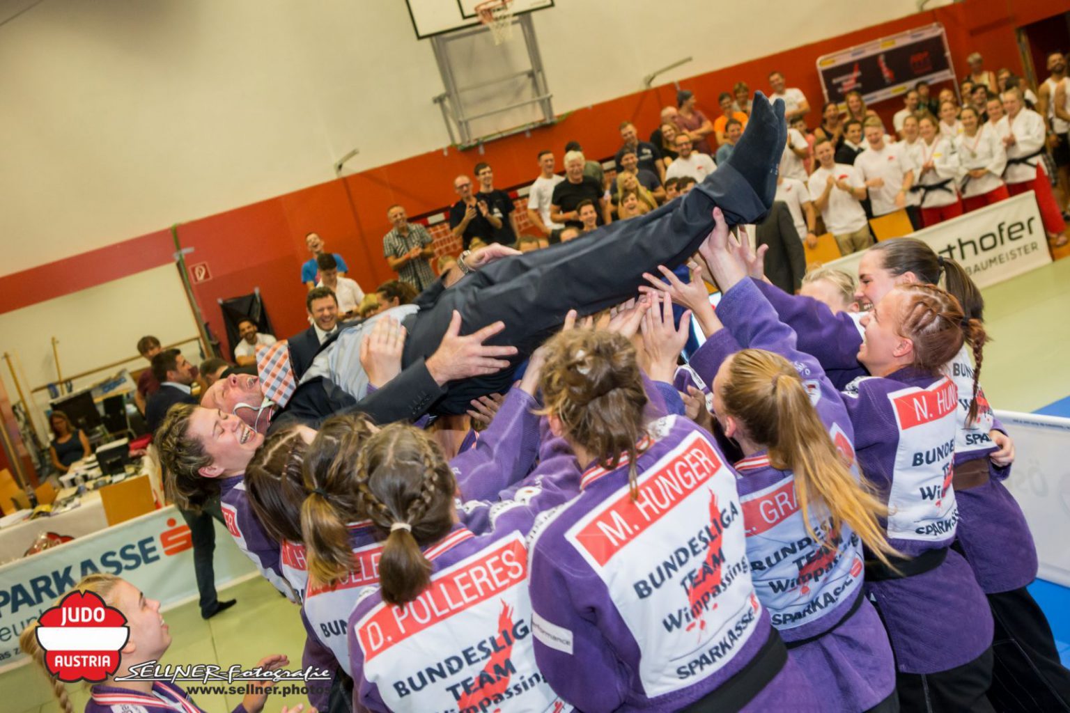 Wimpassing gewinnt Damen-Meistertitel