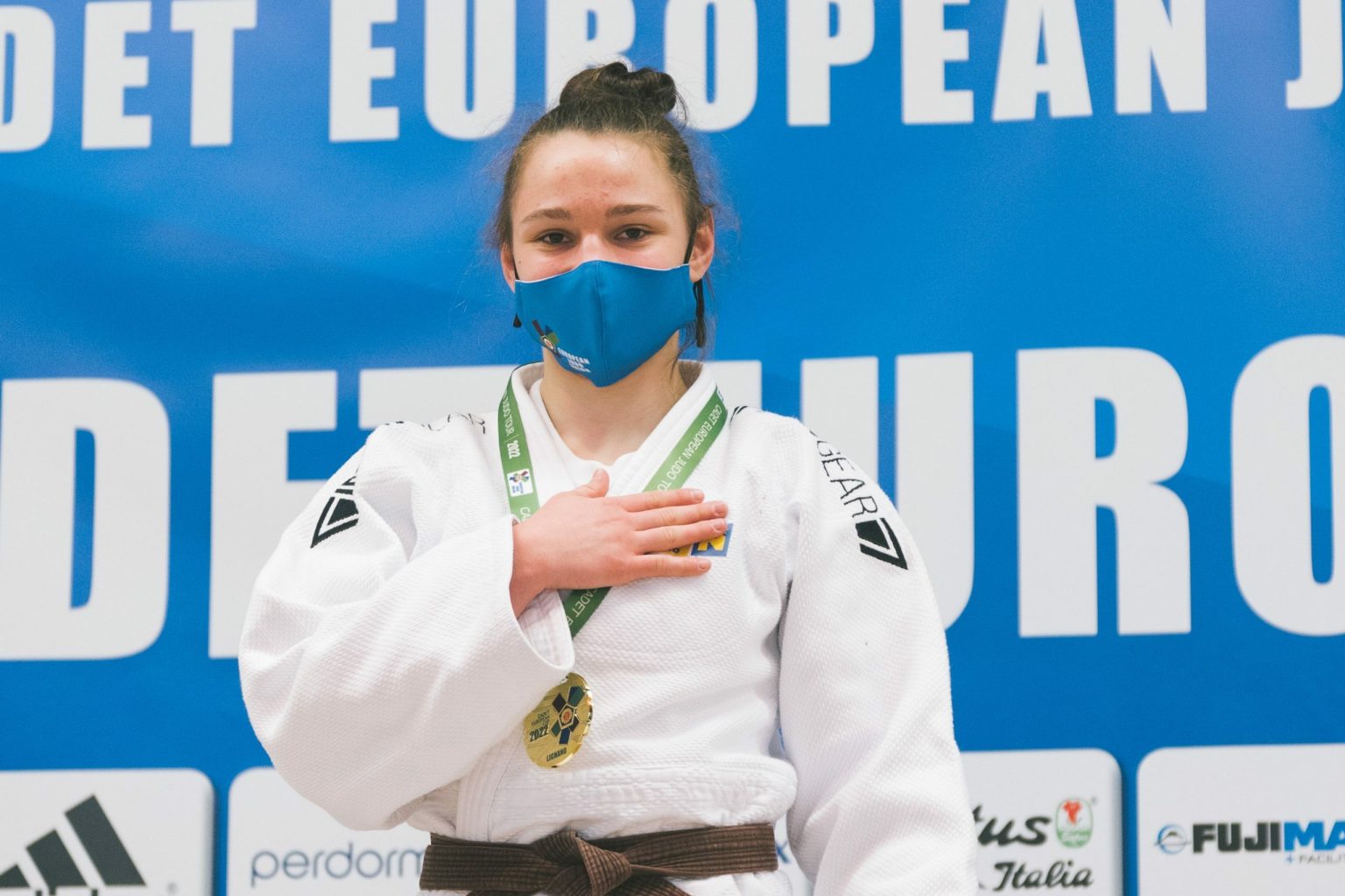 Drei Medaillen bei Europacup-Auftakt