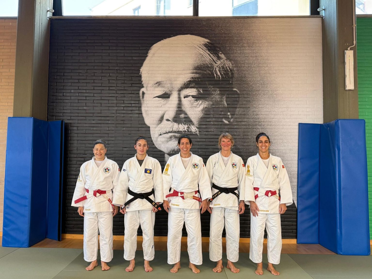 Illustre Frauen-Runde