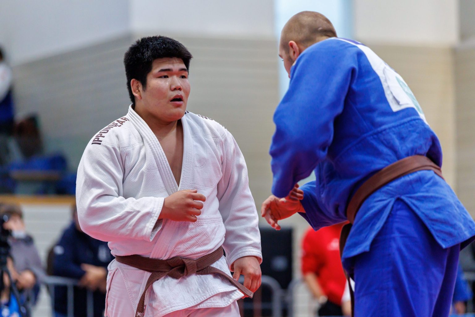 Hochspannung garantiert