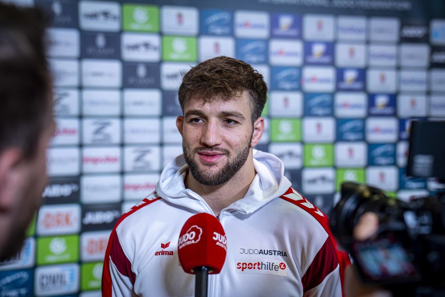 Hochspannung garantiert