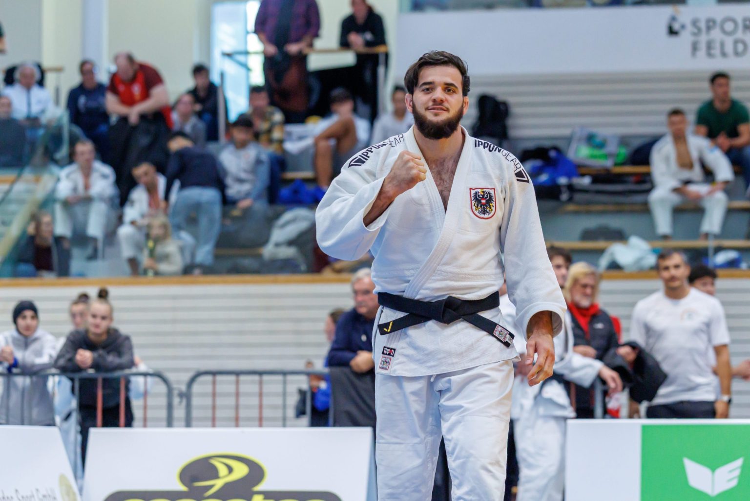 Kantersieg zum Auftakt