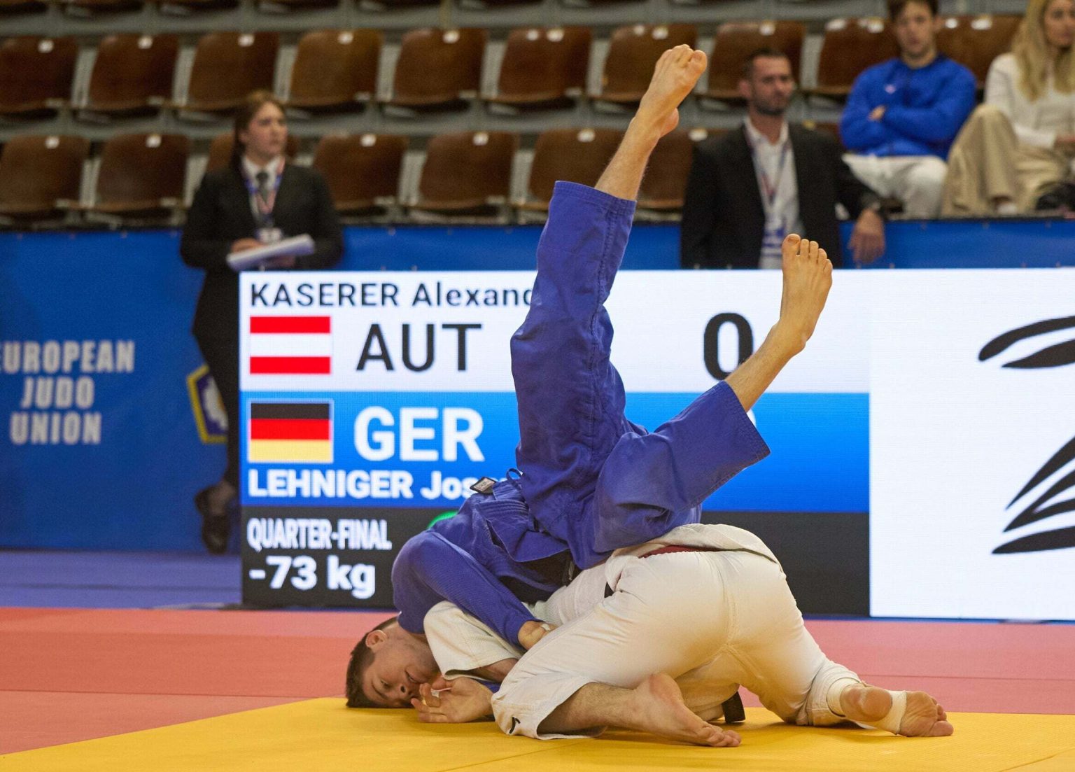 Alex muss noch warten